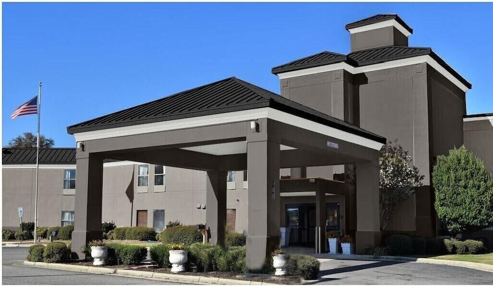 Country Inn & Suites By Radisson, Dunn, Nc מראה חיצוני תמונה